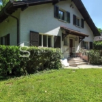 Maison 8 pièces  à acheter à Lancy