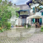 Maison 8.5 pièces  à acheter à Bernex