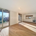 Appartement 6 pièces  à louer à Avusy