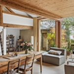 Maison 12 pièces  à acheter à Champagne